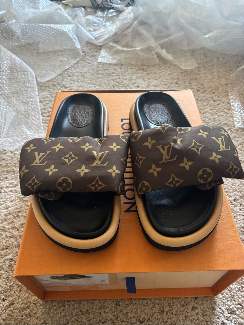 Louis Vuitton Women's Pillow Slip on Sandal Velcro Leather Monogram EU Size 40